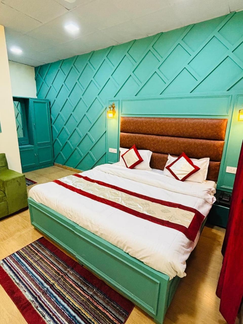 Hotel Amar Mussoorie Eksteriør billede