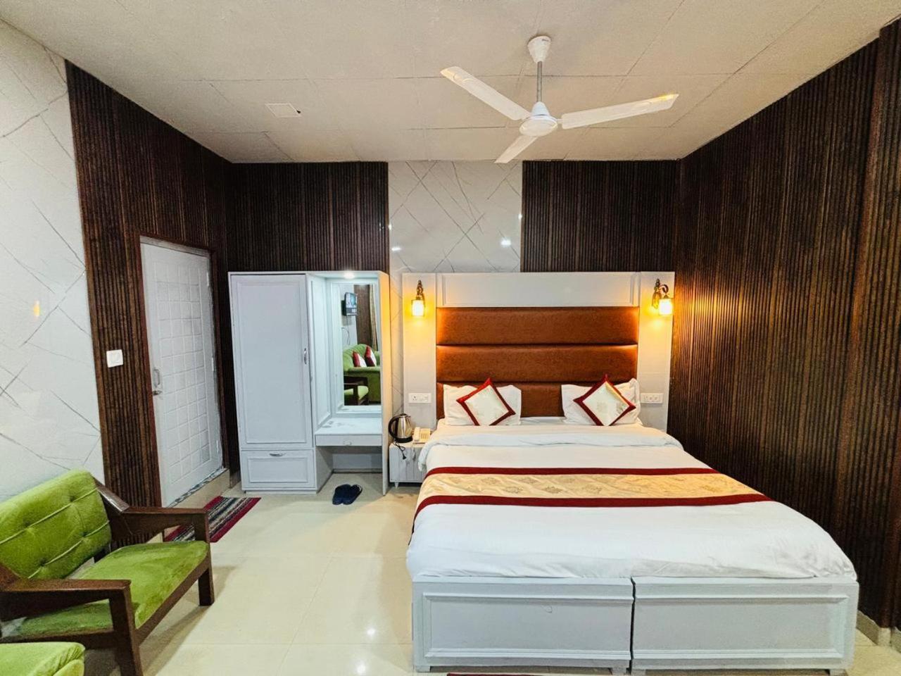 Hotel Amar Mussoorie Eksteriør billede