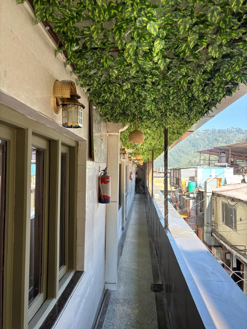 Hotel Amar Mussoorie Eksteriør billede