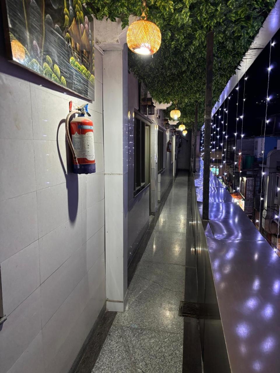 Hotel Amar Mussoorie Eksteriør billede