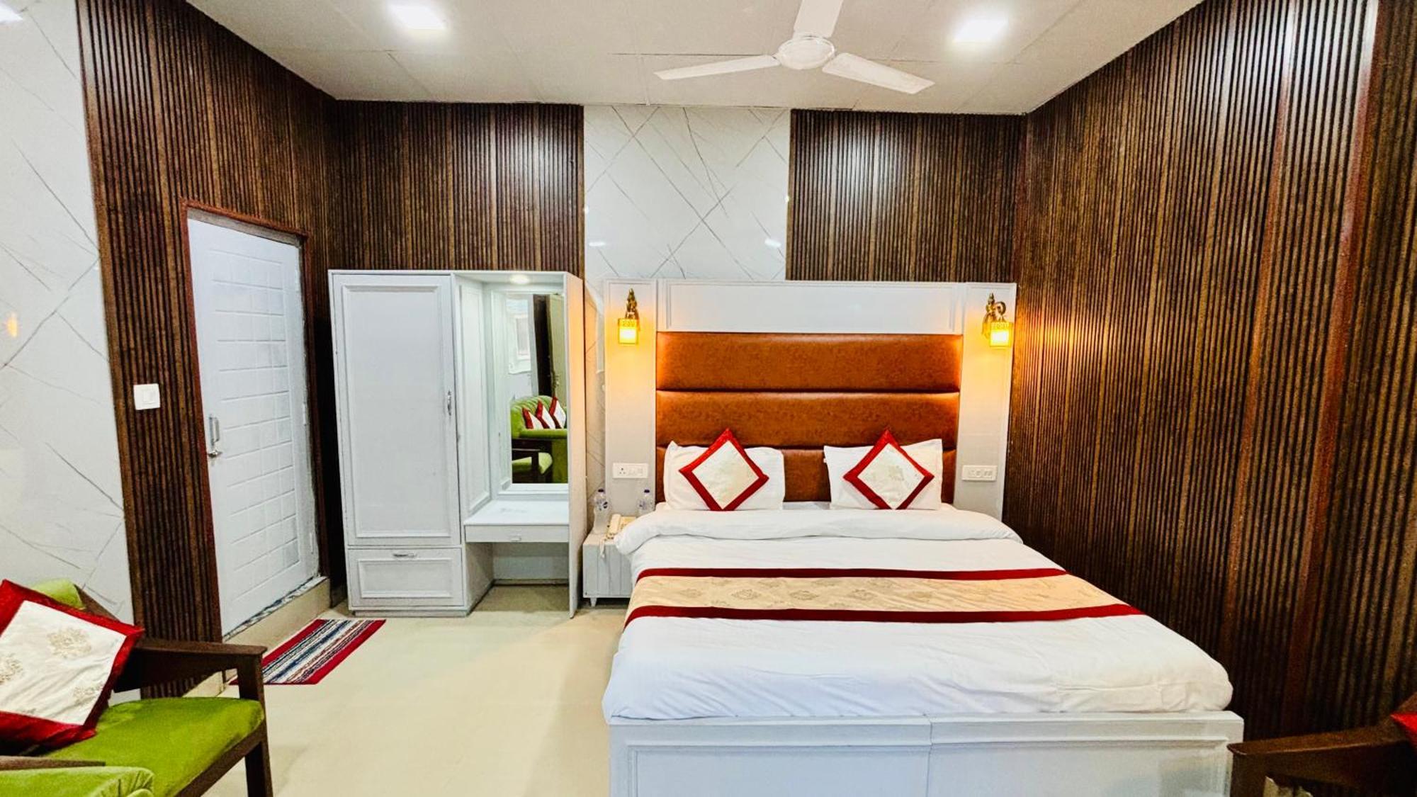Hotel Amar Mussoorie Eksteriør billede